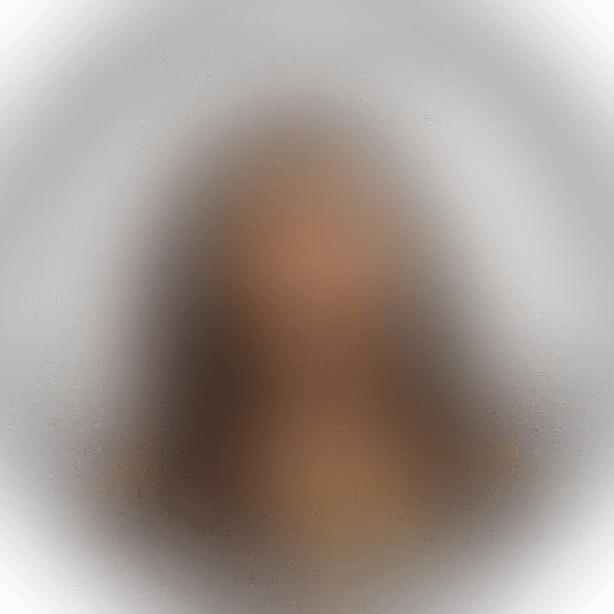 Ingrid Circle Headshot